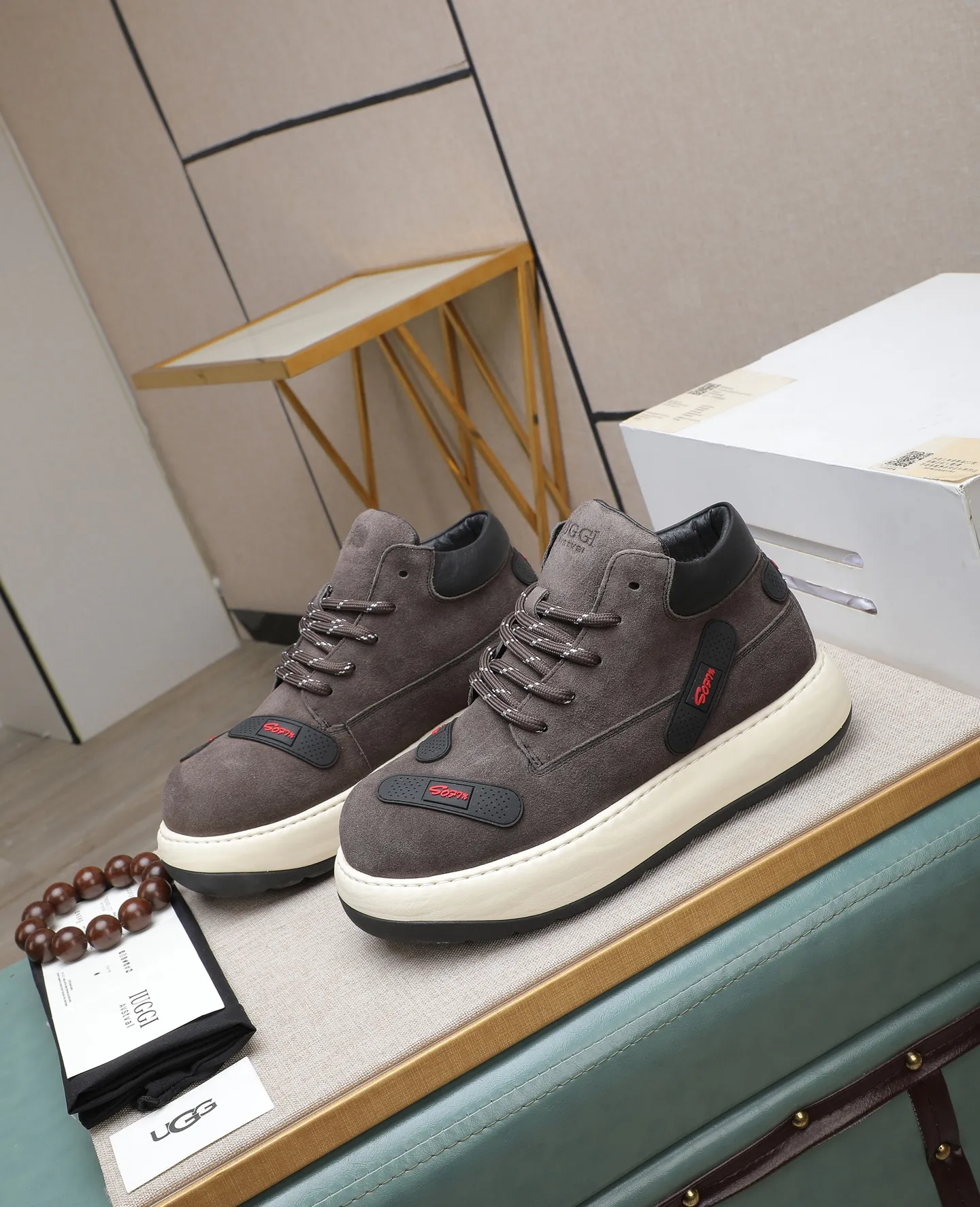 Men's shoes 💰680 IUGGI new retro presbyopia men's shoes, casual and versatile, full of high-end sense, fashionable, luxury and personalized style, joint style, retro presbyopia factor, full of handsome style, first layer suede cowhide, lining wool, rubber outsole, light and non-slip size: 39-44